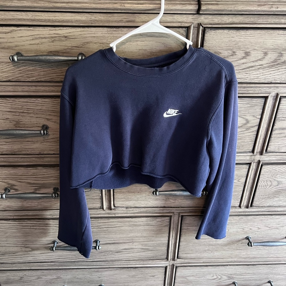 Nike cropped sweatshirt